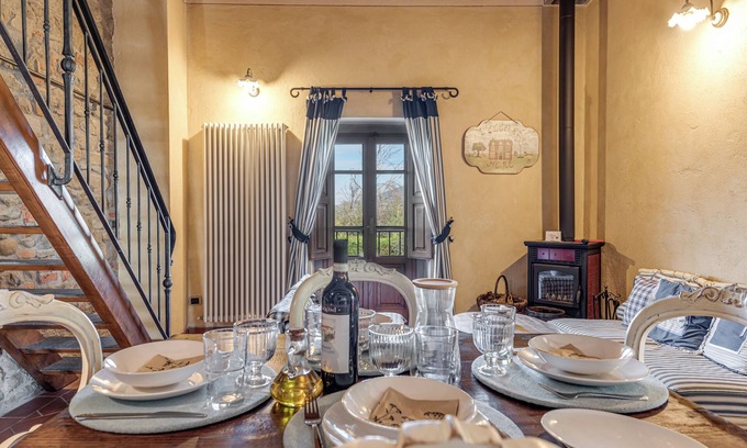 Pian di Sco Apartamento | Apartamento 'Il Belvedere' con piscina compartida, terraza privada y Wi-Fi