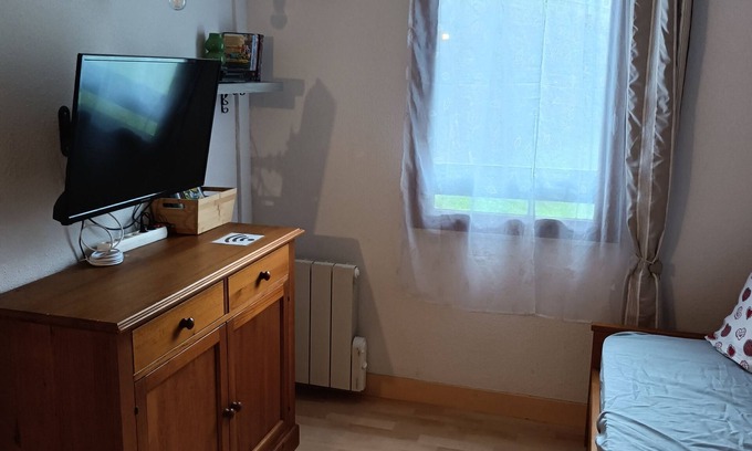 Guzet Neige Apartamento | Apartment in a green resort, with indoor pool!