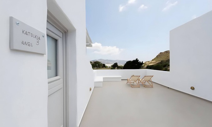 Psathi Casa | Apartamento En Un Hotel 'Echinousa Kimolos Maisonette no3' Con Vistas Al Mar y Aire Acondicionado