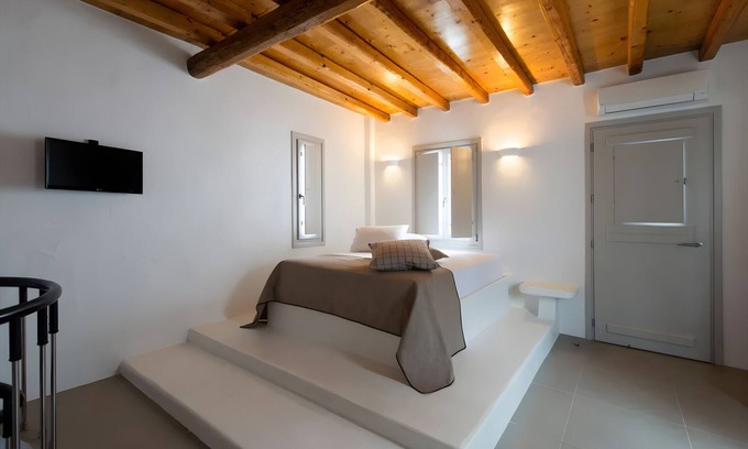 Psathi Casa | Apartamento En Un Hotel 'Echinousa Kimolos Maisonette no4' Con Vistas Al Mar y Aire Acondicionado