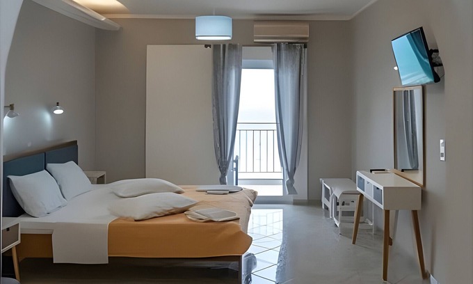 Parga Apartamento | Apartamento En Un Hotel 'Ermioniroom 1' Con Vistas Al Mar, Wi-Fi Y Aire Acondicionado