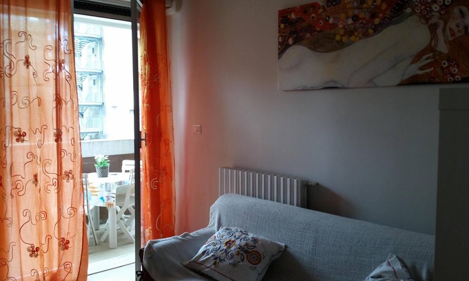 Marebello Apartamento | Hermoso apartamento de 50 metros del mar, con aparcamiento reservada