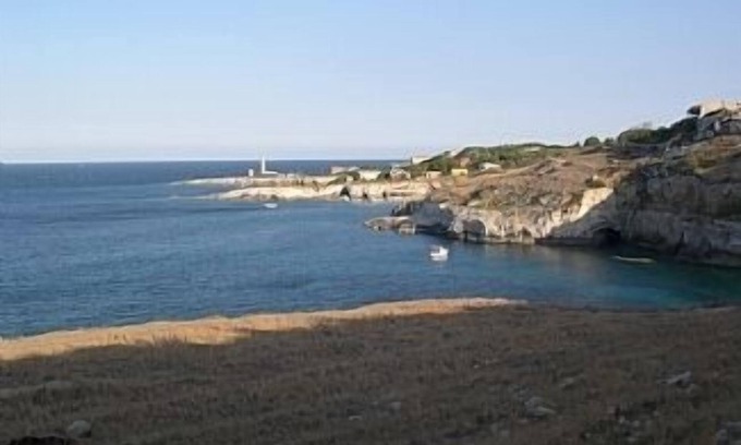 Augusta Apartamento | Apartamento en una villa de estilo mediterráneo, distancia al mar Mt 400