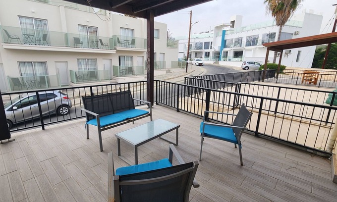 Ayia Napa Apartamento | Acogedor estudio Ayia Napa, pérgola, en excelente ubicación, Playa y bares