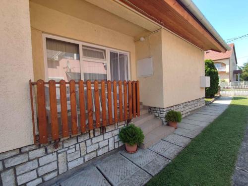 Balatonszemes Apartamento | Apartment in Balatonszemes 45329