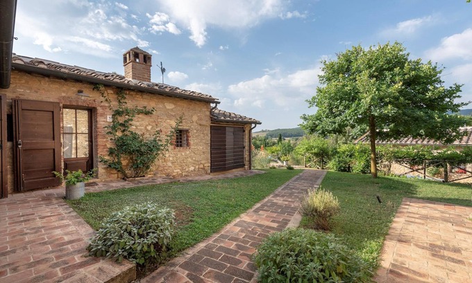 Simignano Cabaña | Apartment in Chianti with pool ID 3939