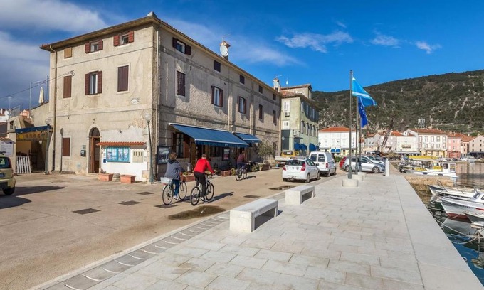 Cres Apartamento | Apartment in Cres near Old Town & Beach