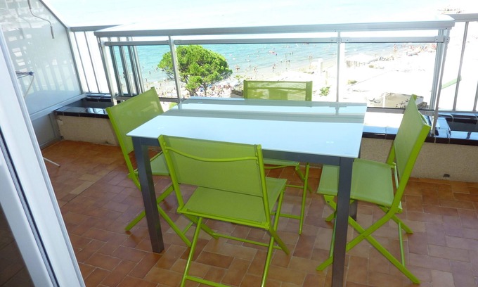 Centro de Salou Apartamento | Apartamento en primera linia de mar en Salou