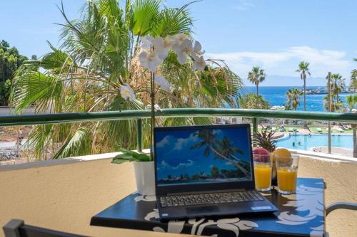 Los Cristianos Apartamento | Apartment in front of the ocean