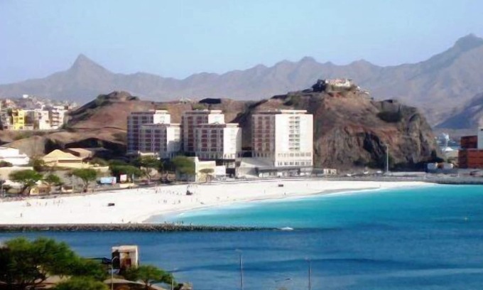 Mindelo Apartamento | APARTAMENTO FRENTE AL OCÉANO