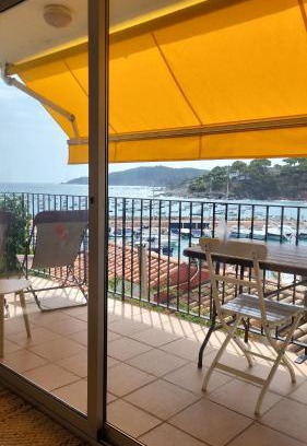 Llafranc Apartamento | Apartment in front of the sea