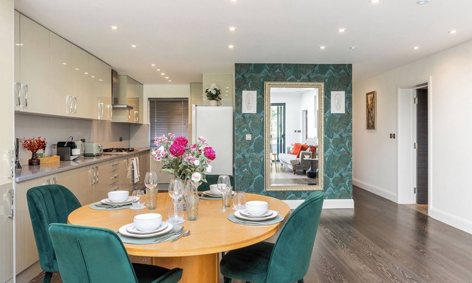 Guildford Apartamento | Apartment in Guildford with Parking