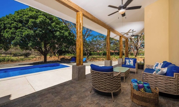 Tamarindo Apartamento | Apartment in Hacienda Pinilla