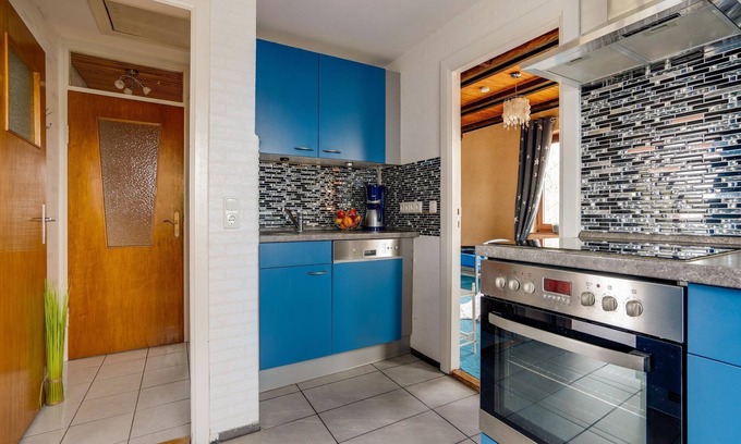 Ploen Apartamento | Acogedor apartamento de vacaciones con balcón cerca del lago
