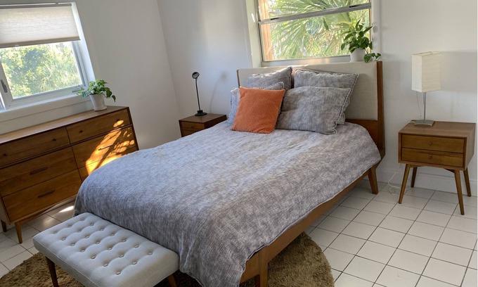 Key Biscayne Apartamento | Apartment in Key Biscayne. 5 minutes walk to the beach!