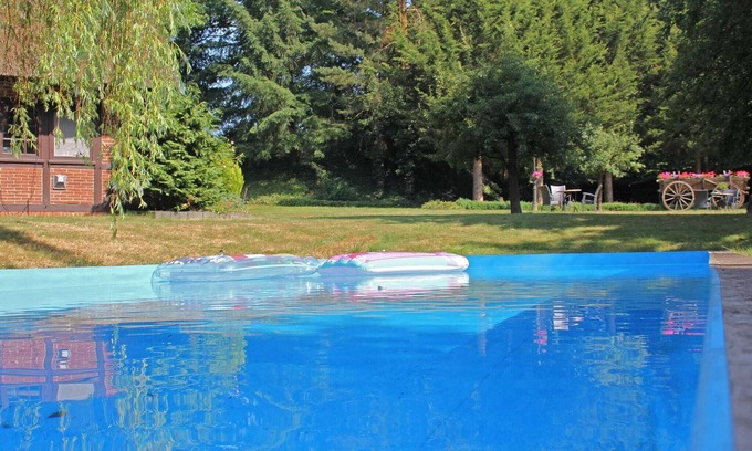 Kirchdorf Apartamento | Apartment in Kirchdorf with Swimming Pool