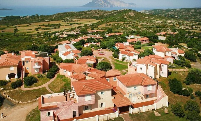 Monte Petrosu Apartamento | Apartamento en Residencia Lu Nibareddu, Loiri