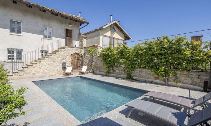 Monforte d'Alba Apartamento | Apartamento en Monforte D'alba con 1 habitaciones, capacidad 4