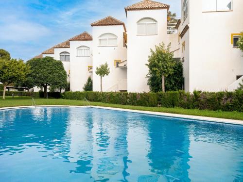 Urbanizacion Costabella Apartamento | Apartment in Marbella near Costabella Beach