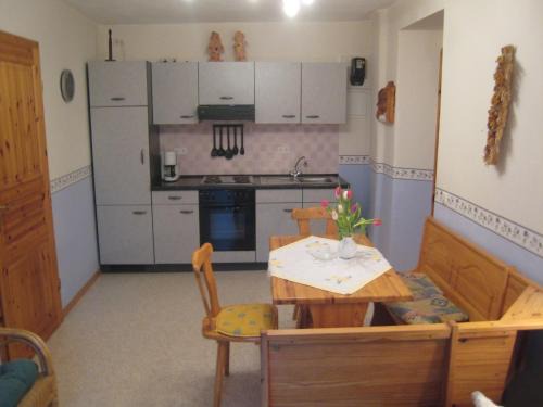 Morscheid-Riedenburg Apartamento | Apartment in Morbach near Ski Lift, cleaning included