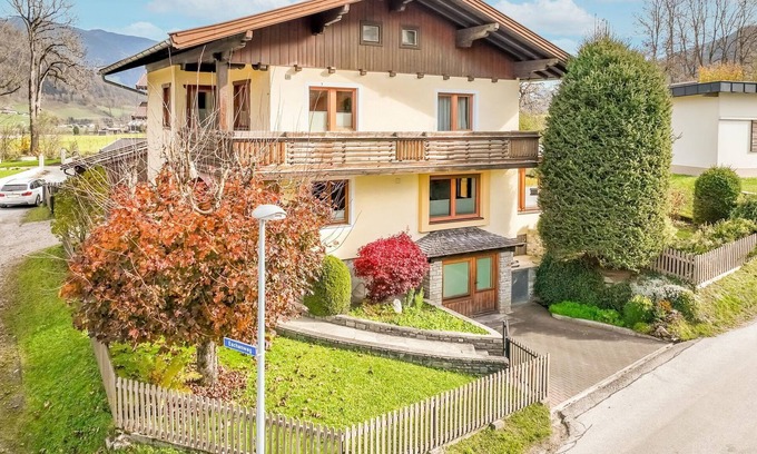 Niedernsill Apartamento | Precioso Apartamento en el Pintoresco Niedernsill con Jardín