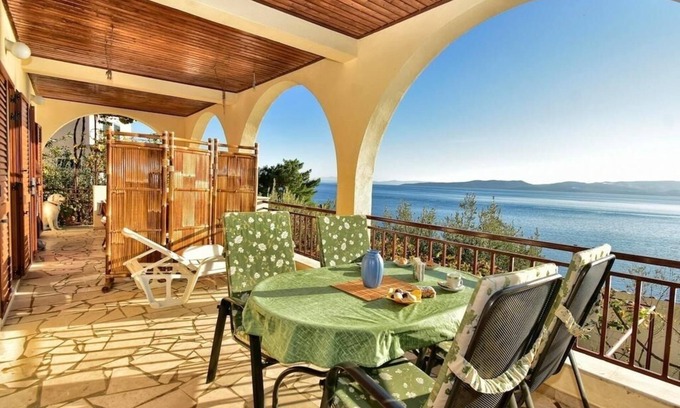 Pisak Apartamento | Apartamento en Pisak con Seaview, Terraza, Acondicionador, WIFI (77-2)