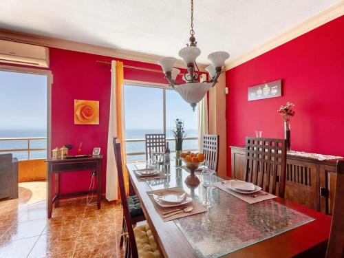 Radazul Apartamento | Apartment in Radazul with Stunning Sea Views, cleaning included