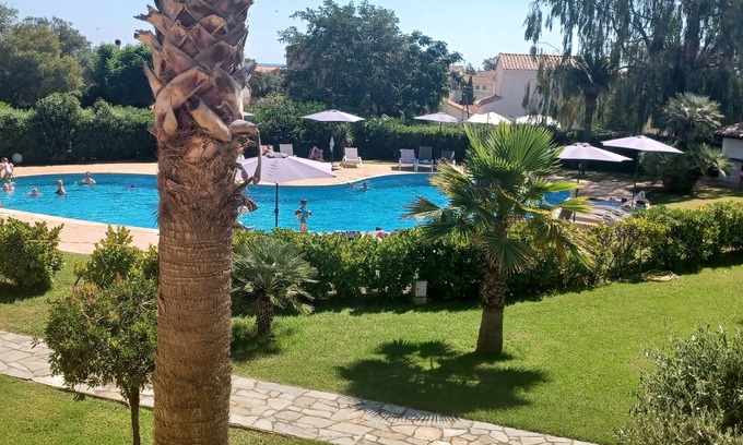 Bravone Apartamento | Apartment in residence with two swimming pools 100m from the beach
