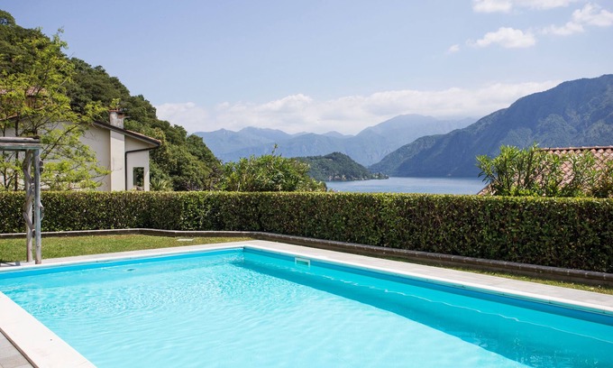 Sala Comacina Apartamento | Apartamento En Residencia Sala Comacina, Lago De Como Con Piscina