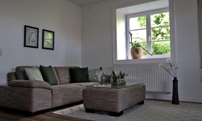 Klein Trebbow Apartamento | Apartment in ruhiger Wohnlage Sie sind in 3 Minuten am Trebbower See oder in 30 Minuten an der Ostsee