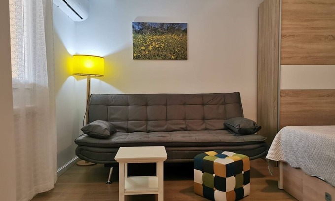 Sveti Jakov Apartamento | Apartamento en Stivan con Terraza, Acondicionador, WIFI (920-1)