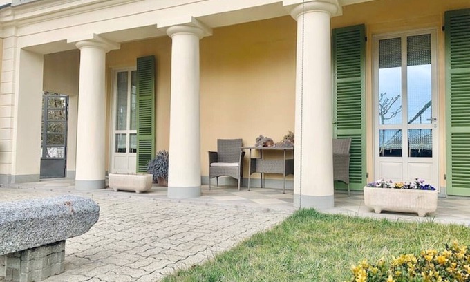 Savigliano Apartamento | Apartment in the countryside