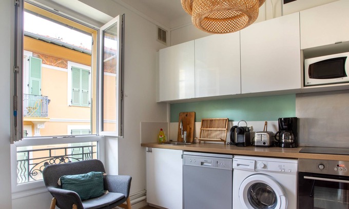 Liberation Apartamento | Apartment in the Libération district