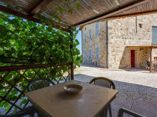 Casole d'Elsa Apartamento | Apartment in Tuscany with Pool and Scenic Views