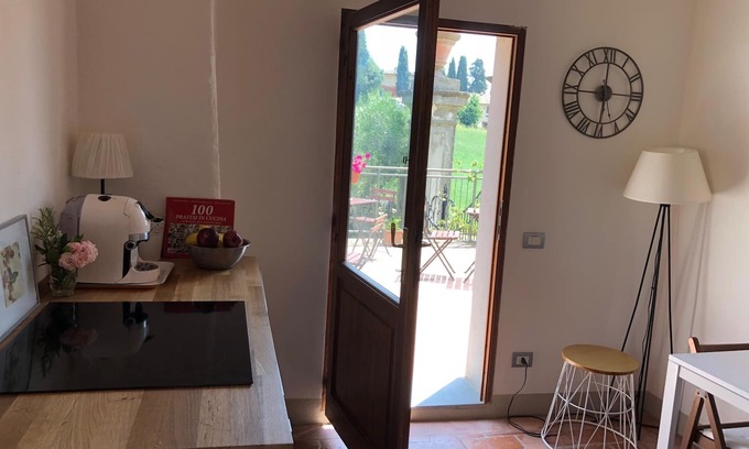 Calenzano Apartamento | APARTAMENTO EN VILLA A POCOS KM DE FLORENCIA