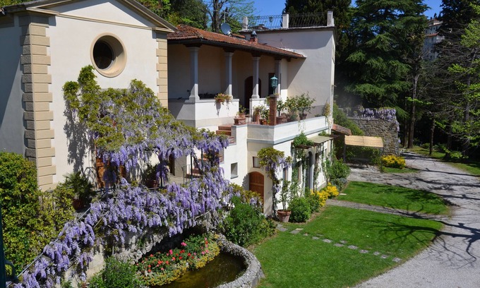 Florence Villa | Apartamento en villa con jardín y vistas a Florencia.