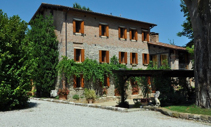 Ospedaletto di Pescantina Apartamento | Apartamento en una casa del siglo XIX.
