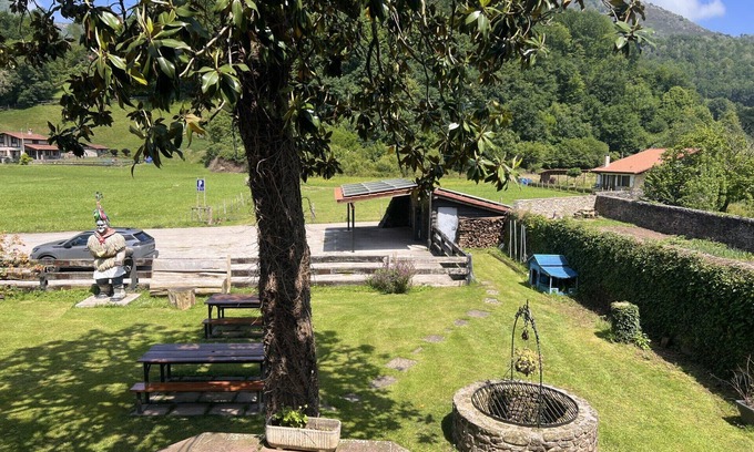 Ituren Apartamento | Apartamento 'Joalduna' con vistas a la montaña, Wi-Fi y aire acondicionado
