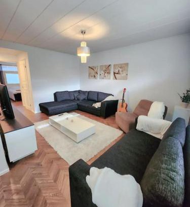 Ylamylly Apartamento | Apartment Joensuu rauhallinen kolmio, autokatospaikka
