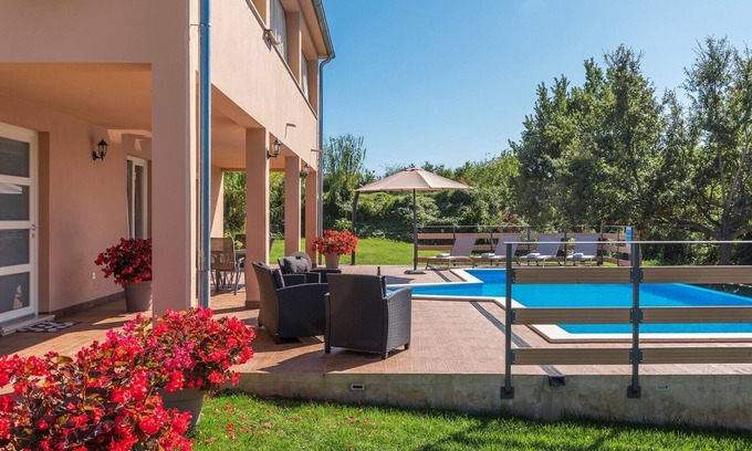 Radetici Apartamento | Apartment Kata with Private Pool