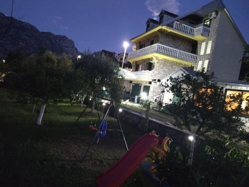Prcanj Apartamento | Apartment Ksenija