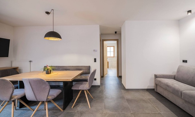 Vierschach Apartamento | Apartamento "Kuenz Dolomites 1" con vistas a la montaña, 2 balcones y Wi-Fi