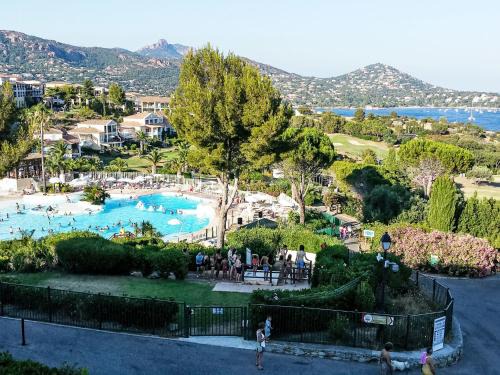 Cap Esterel Apartamento | Apartment L'Esquinade - FH206 by Interhome