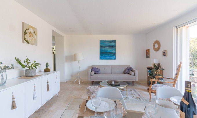 La Bastidonne Apartamento | Apartamento 'La Bastidonne' con piscina privada, terraza privada y Wi-Fi