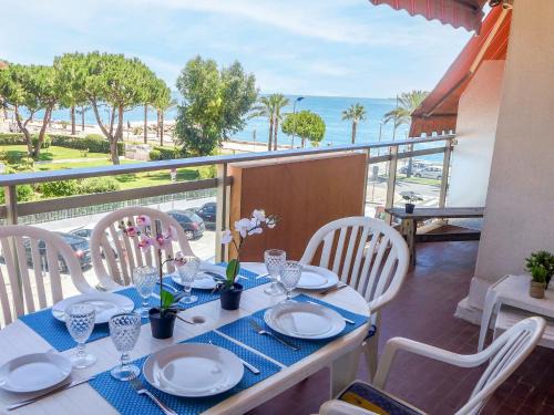Cros-de-Cagnes Apartamento | Apartment La Pinède-1 by Interhome