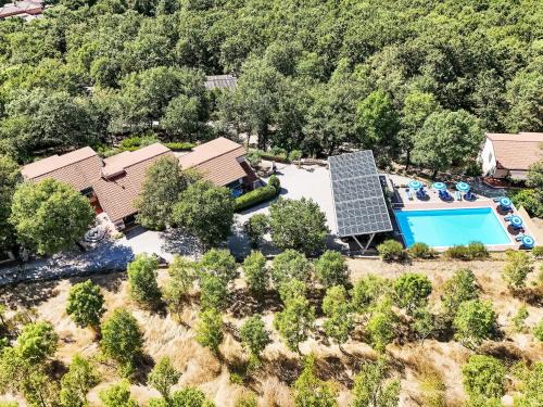 San Feliciano Apartamento | Apartment La Rocca-2 by Interhome