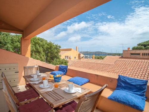 Palau Apartamento | Apartment La Vigna Blu by Interhome