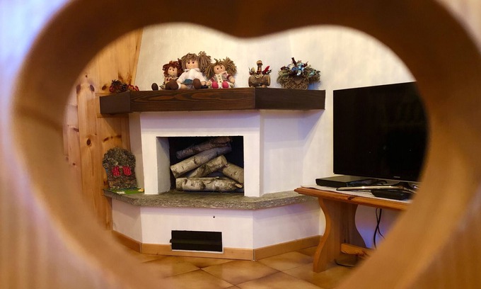 Dosso Veronza Apartamento | Apartment 'Lagorai 2 Villaggio Veronza' with Mountain View, Shared Garden and Wi-Fi