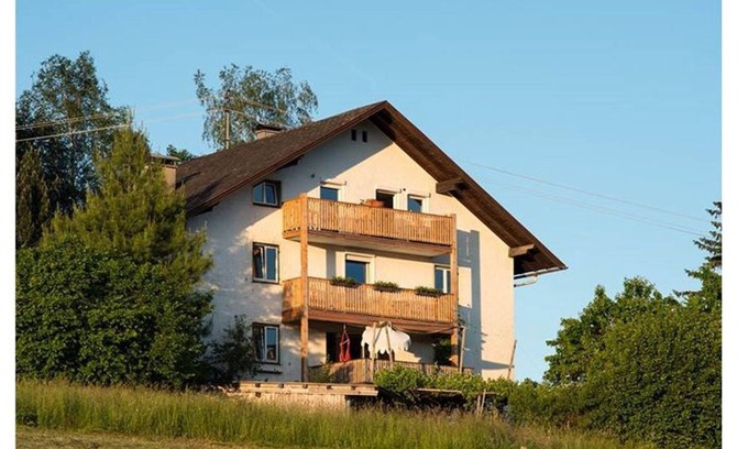 Zell Am Moos Apartamento | Apartamento vistas al lago - Pensión Krog