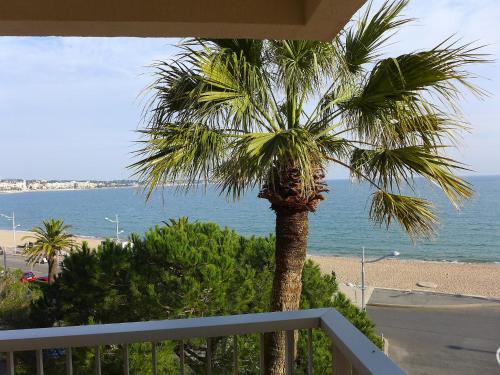 Frejus Port Apartamento | Apartment Le Capitole-2 by Interhome